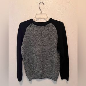 Grey and black sweater. Forever 21. Size xtra small.